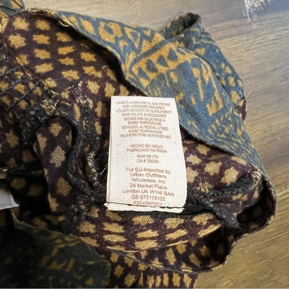 Free People Mixed Print Drawstring Ruched Relaxed Shorts - Picture 4 of 6